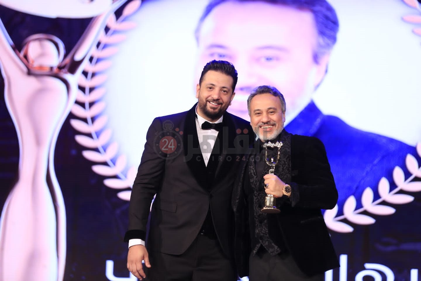 تكريم نجوم الفن في حفل توزيع جوائز وشوشة للأفضل 2022 (16)