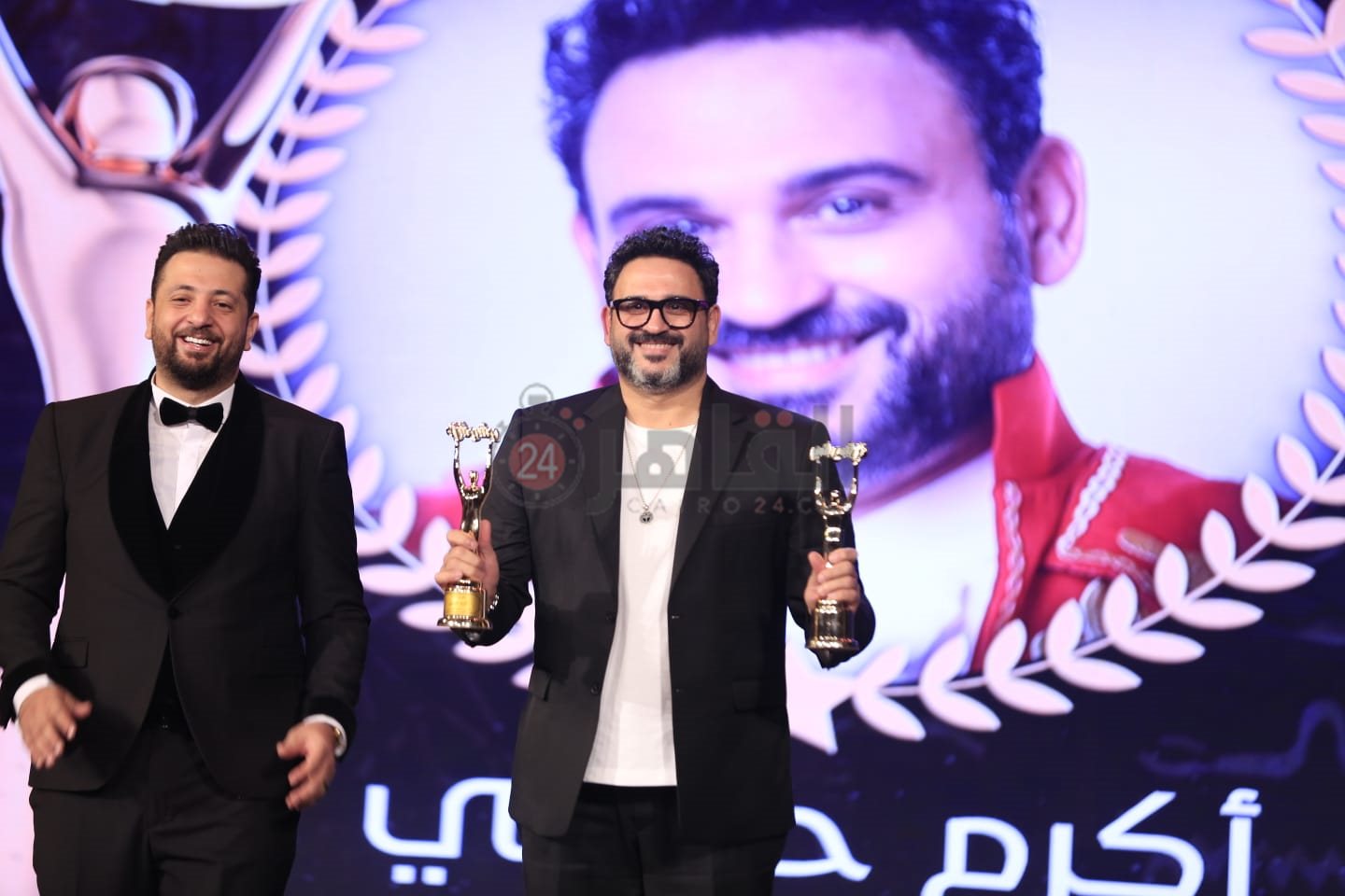 تكريم نجوم الفن في حفل توزيع جوائز وشوشة للأفضل 2022 (23)
