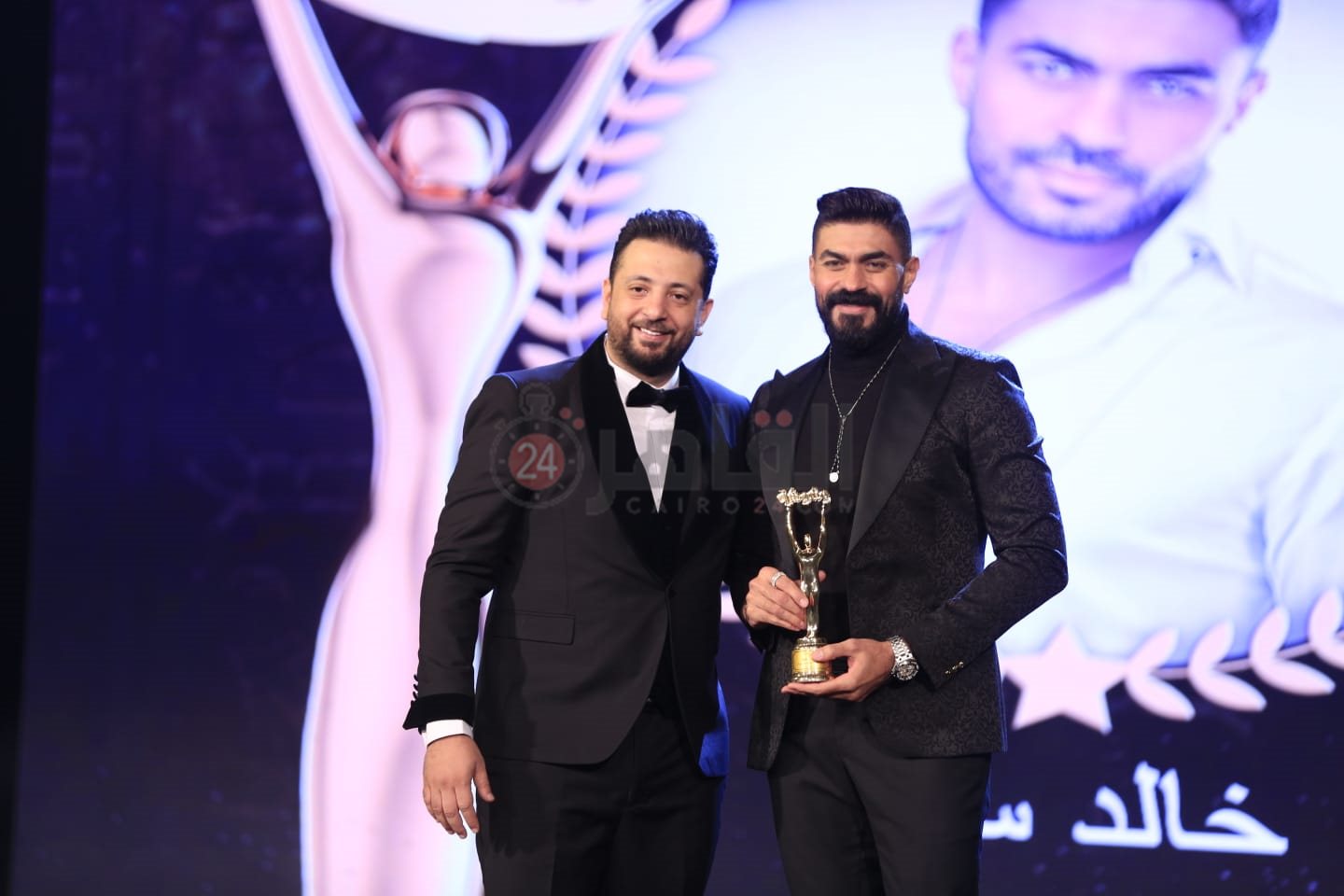 تكريم نجوم الفن في حفل توزيع جوائز وشوشة للأفضل 2022 (24)