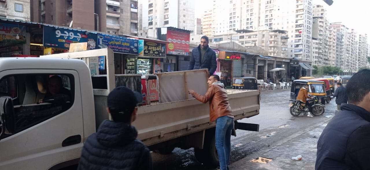 حملات لإزالة الإشغالات فى الإسكندرية 