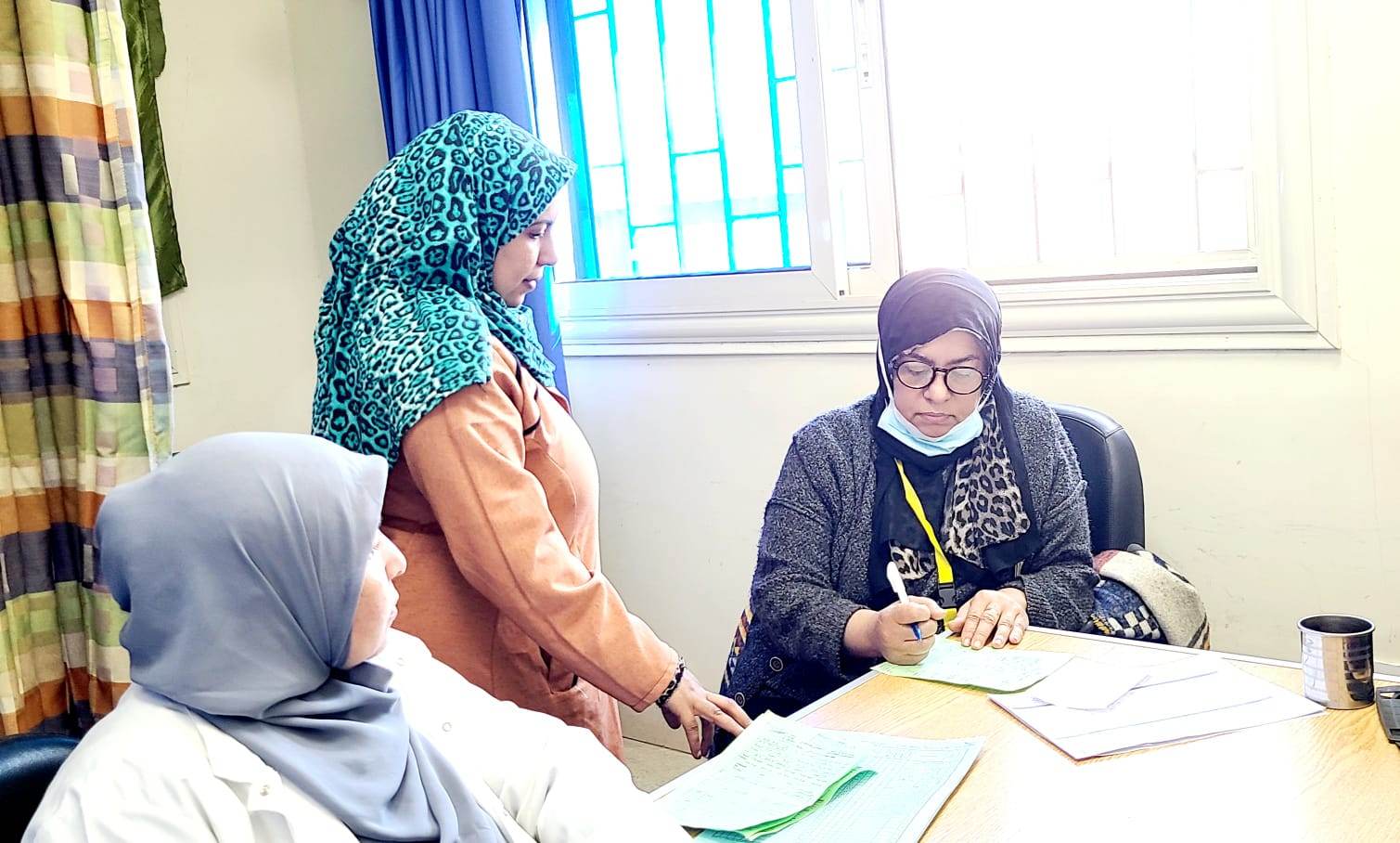  قافلة الأزهر في سوهاج تضمد جراح المرضى