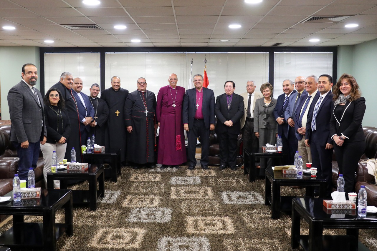 وفد من قيادات الكنيسة الأسقفية
