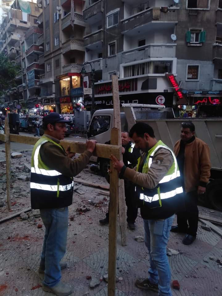 انهيار جزئي لعقارين في الإسكندرية