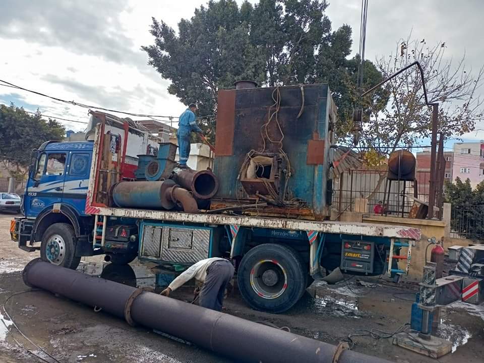 نقل محرقة النفايات الطبية من مستشفى أولاد صقر المركزي 04