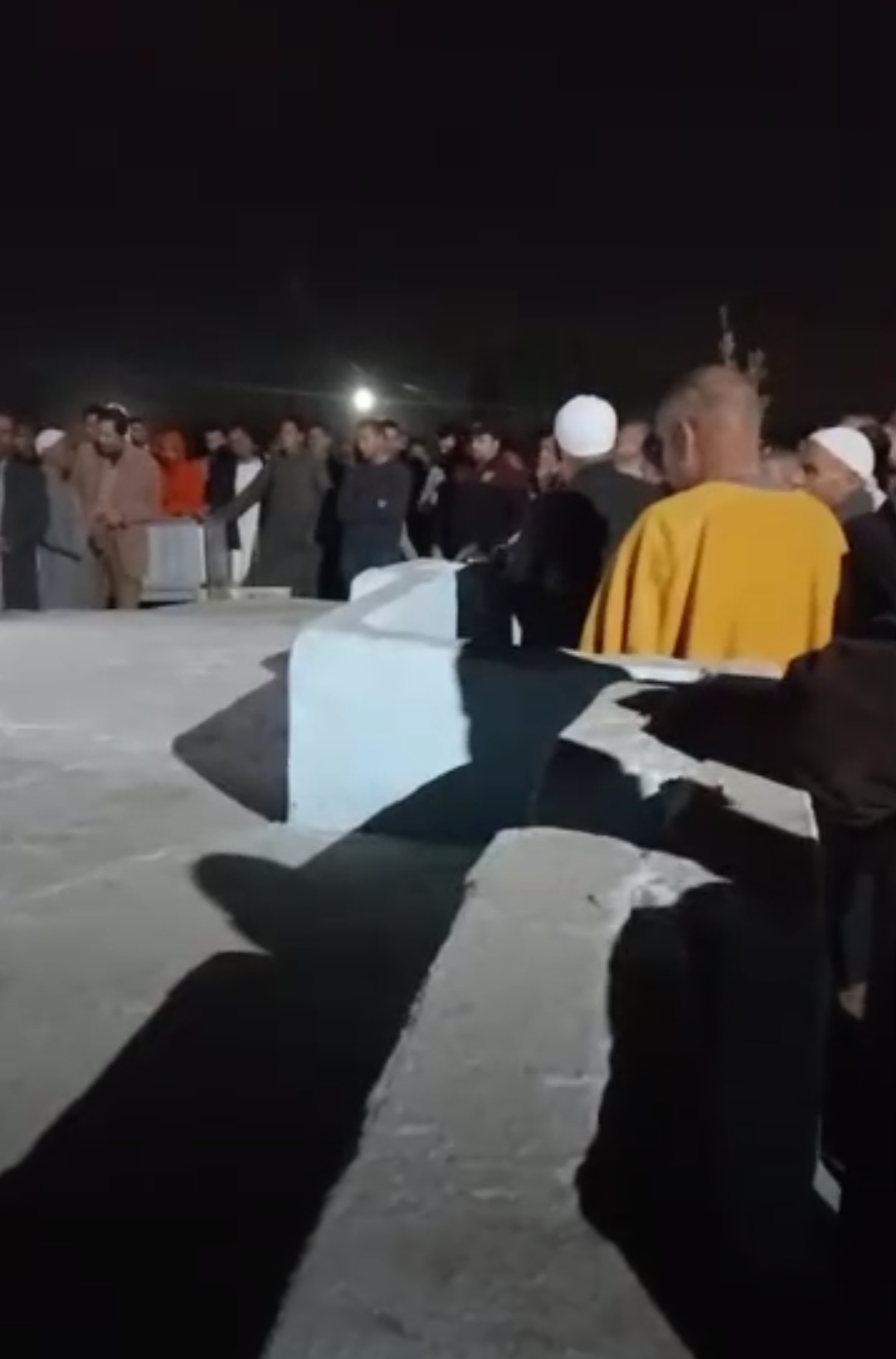 جنازة الفتاة 2