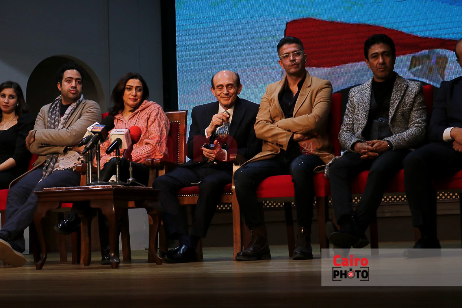 محمد صبحي من الؤتمر الصحفي الخاص بمسرحية عيلة اتعملها بلوك (3)