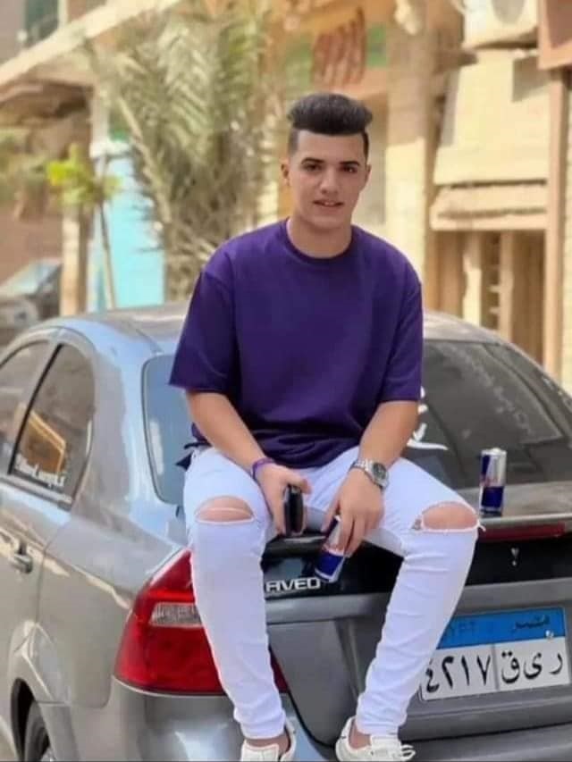 الطالب أحمد رشدي السيد عبدالعال