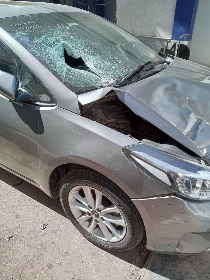 السيارة بعد الحادث2