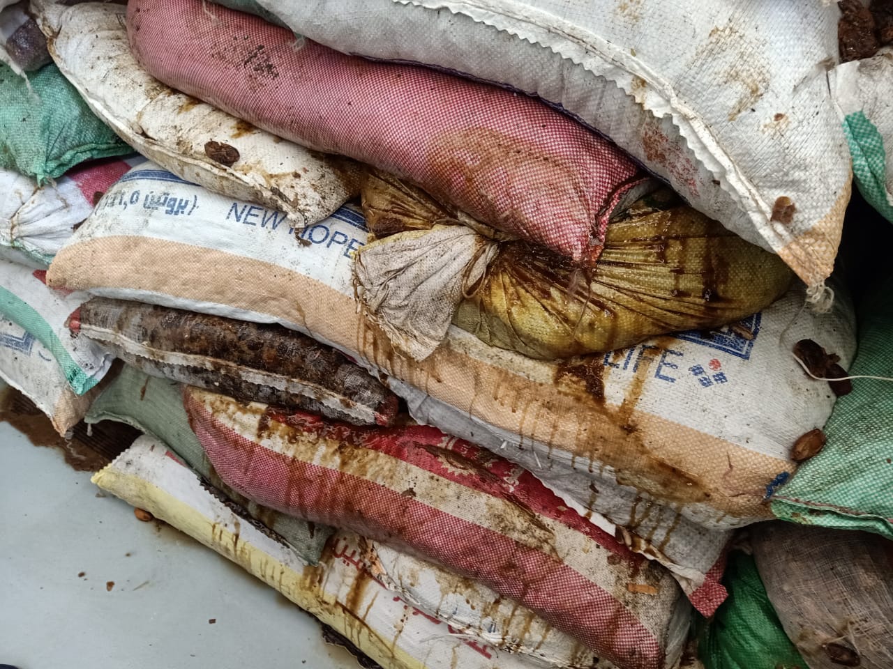 بعض المضبوطات 