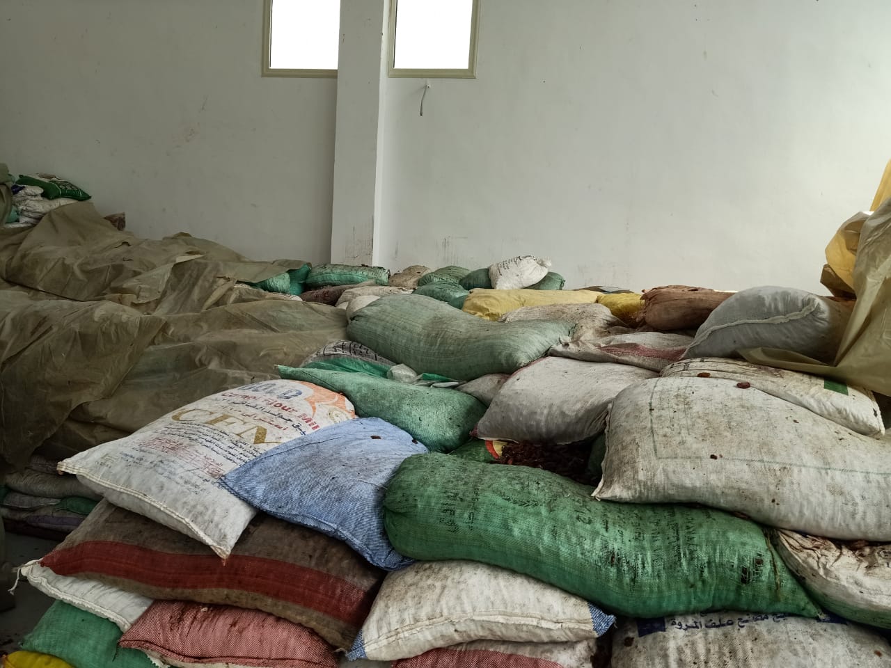 بعض المضبوطات 