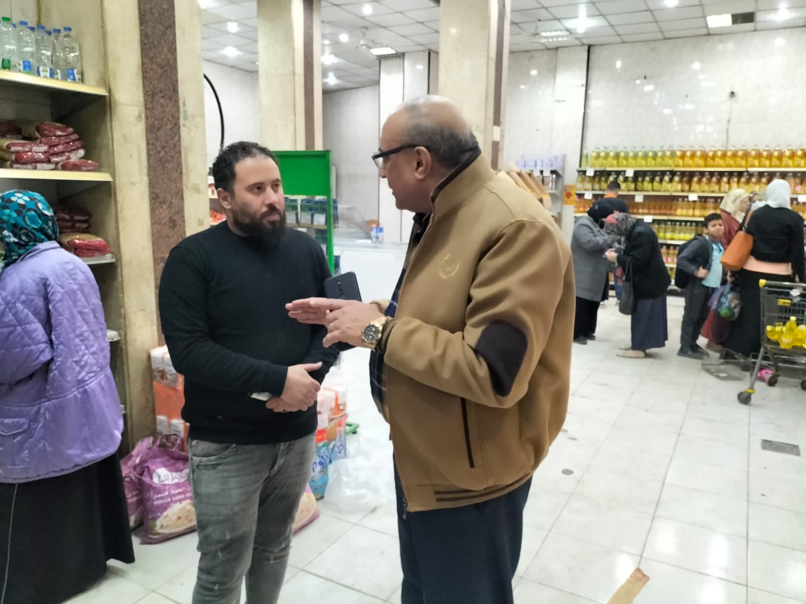 إقبال على معارض أهلا رمضان بالإسكندرية 