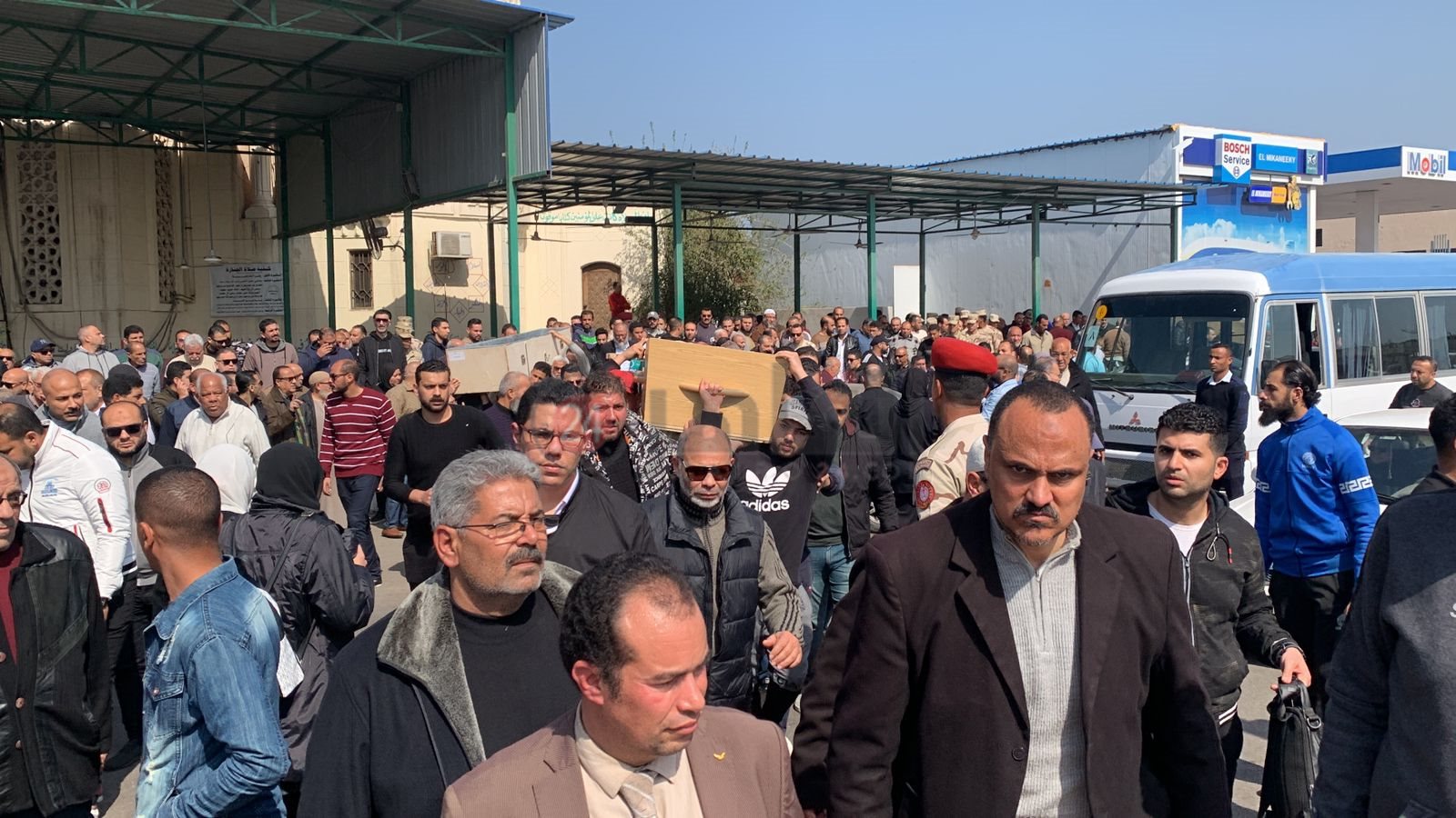 تشييع جثامين أسرة كاملة ببورسعيد3