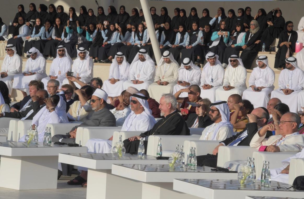 جولات الإمام الأكبر تستعيد المكانة العالمية والريادة التاريخية للأزهر