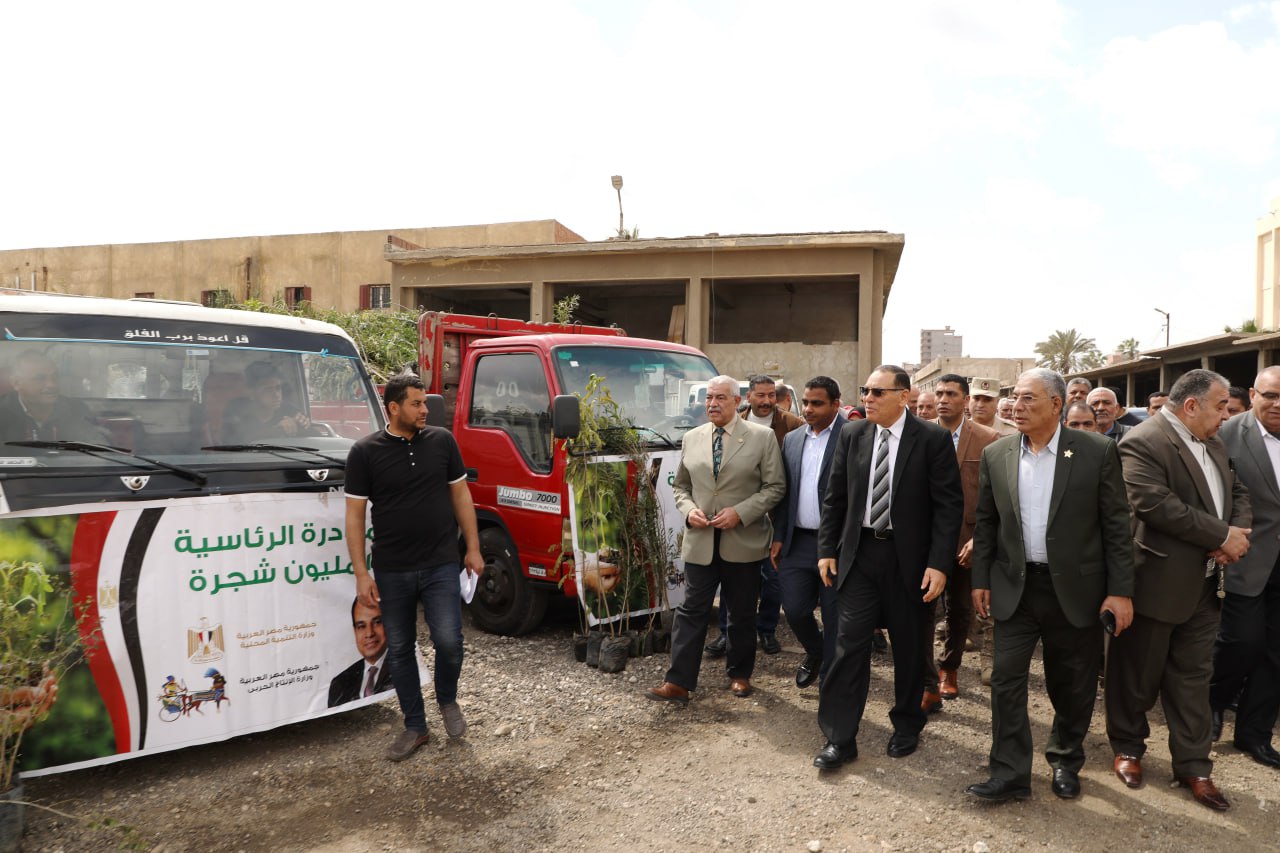 الشرقية تتسلم 270 ألف شجرة مثمرة ضمن المبادرة الرئاسية 01