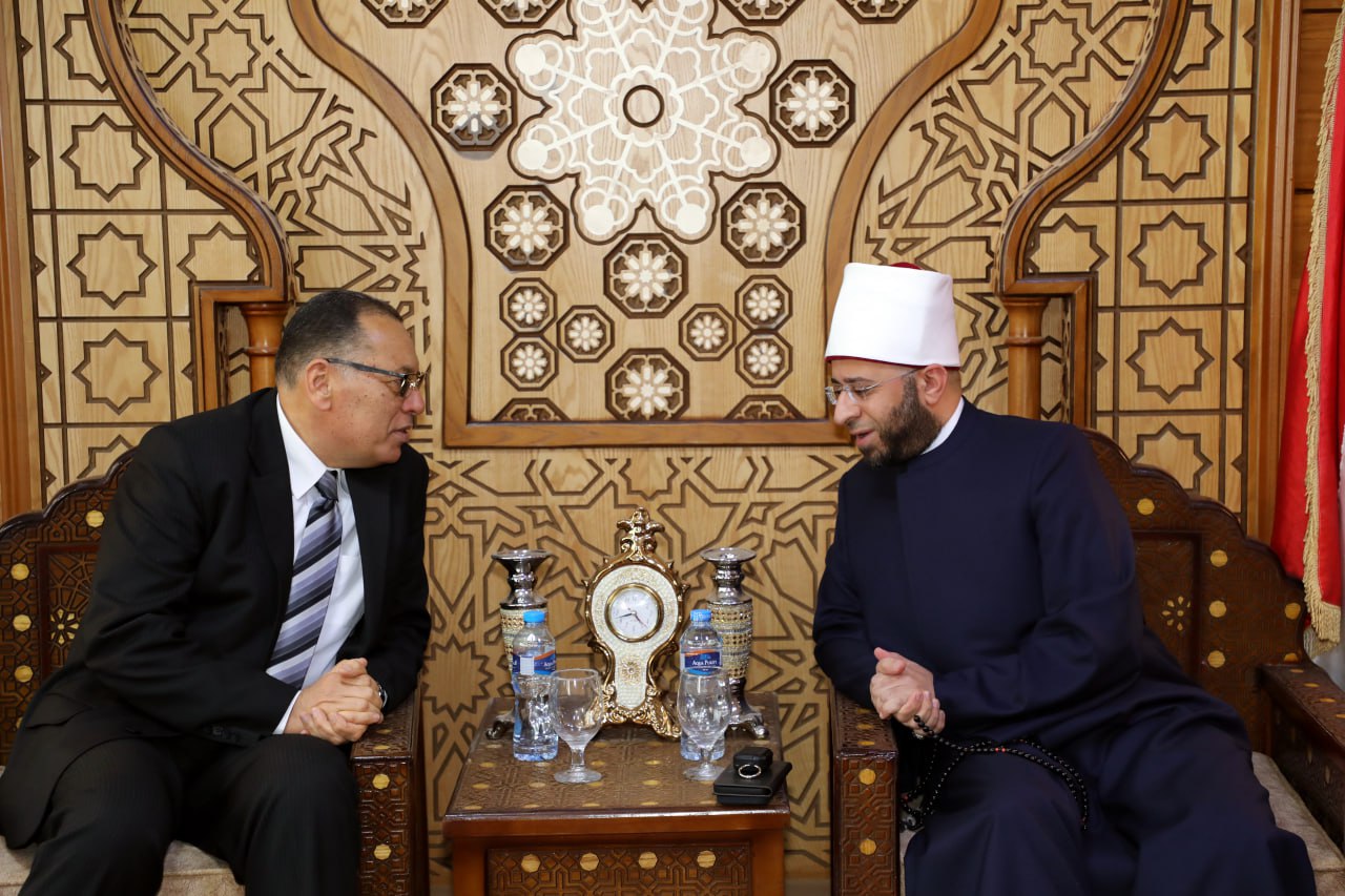 أسامة الأزهري يزور كلية أصول الدين بالشرقية 08