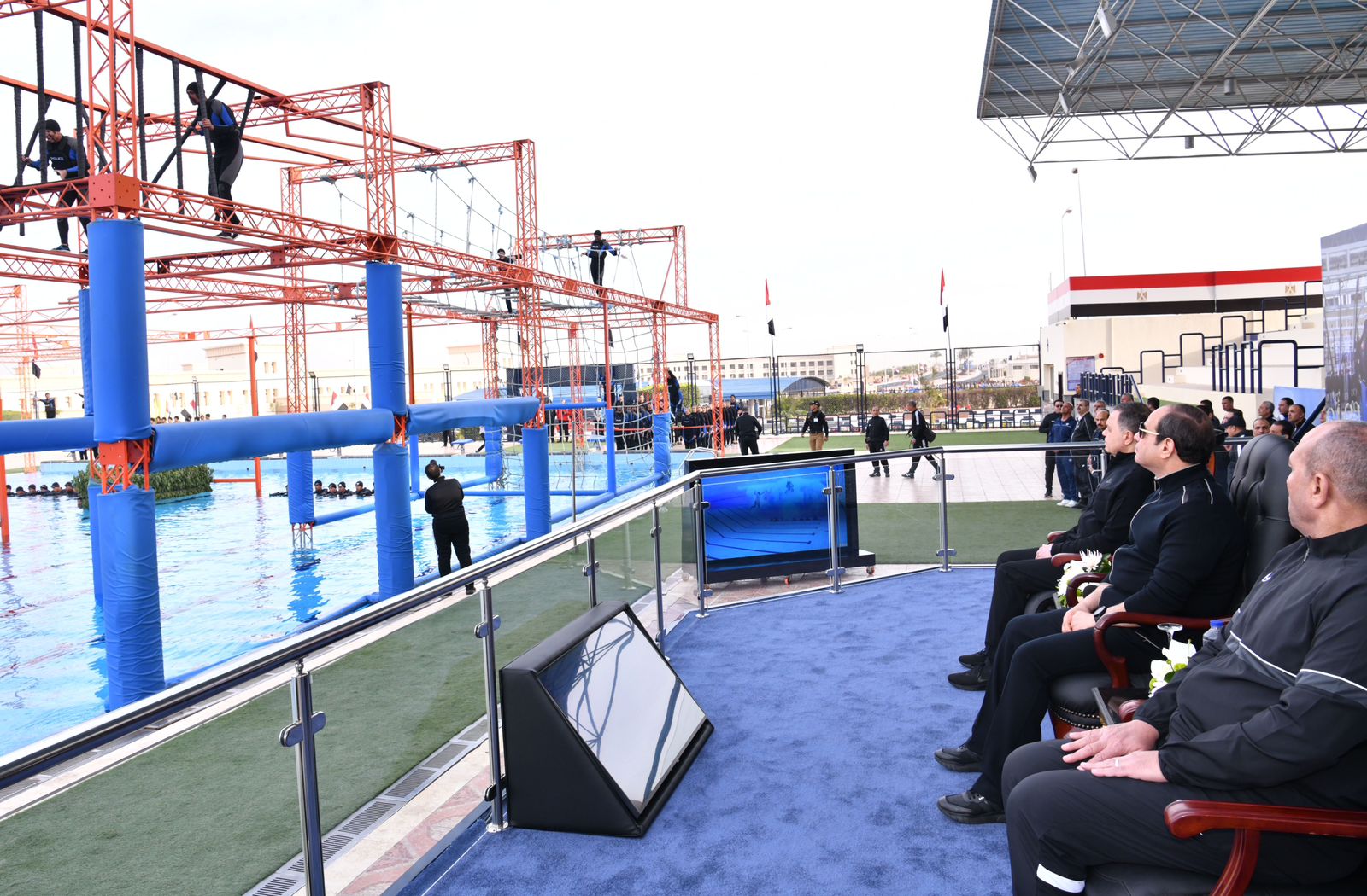 الرئيس السيسي في جولة تفقدية لأكاديمية الشرطة فجرًا (6)