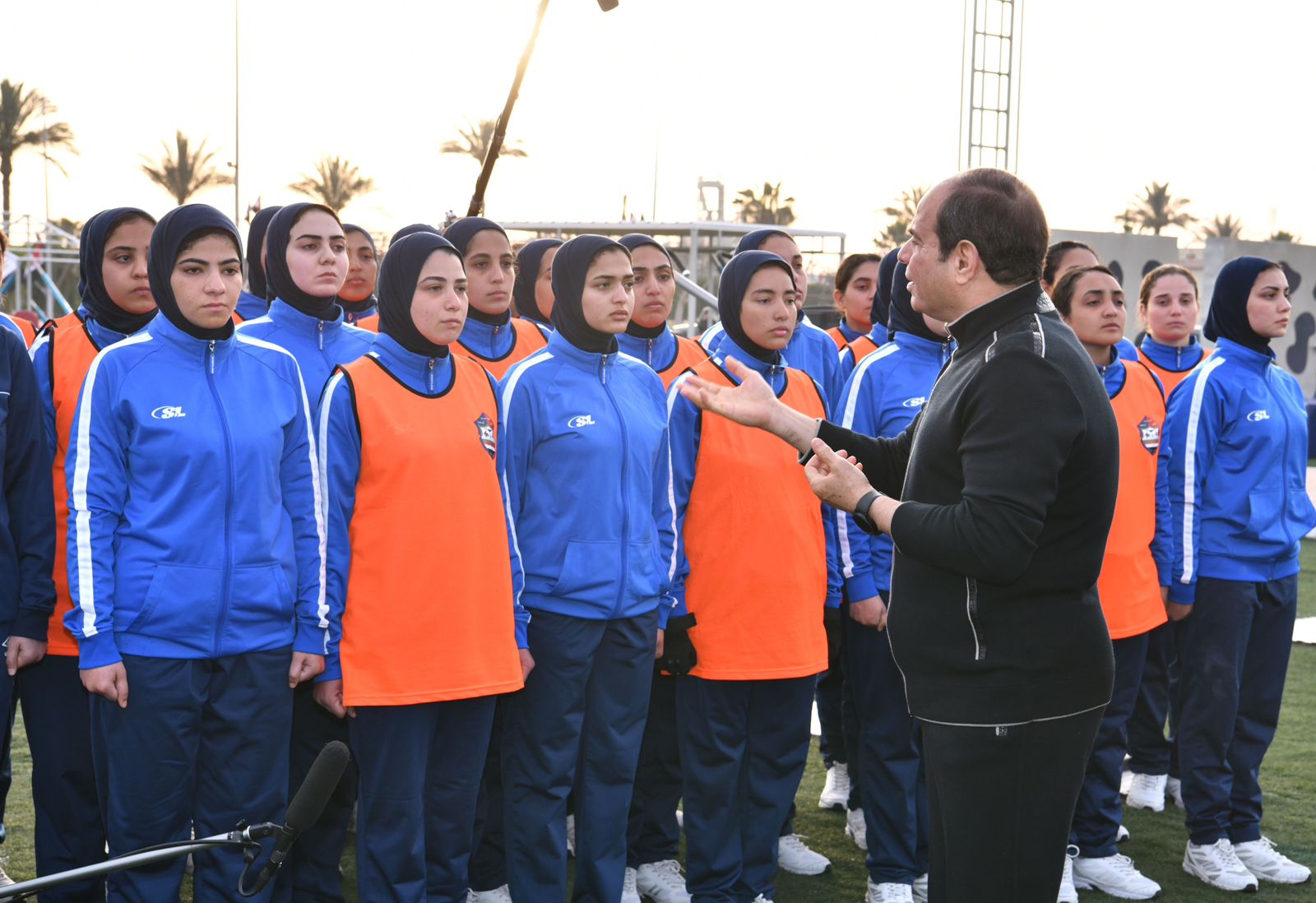 الرئيس السيسي في جولة تفقدية لأكاديمية الشرطة فجرًا (13)