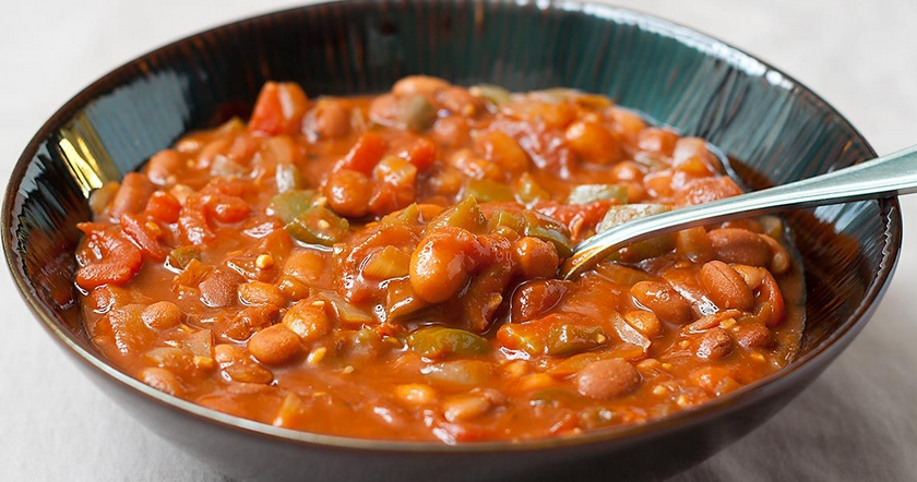 طريقة عمل الفول بالطماطم