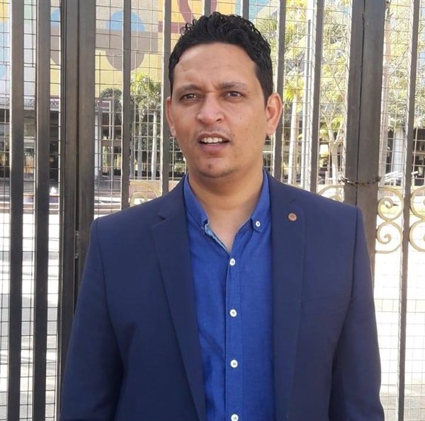 عادل عبد العال