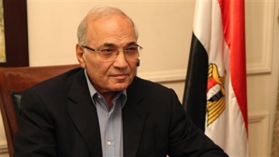 محامية الفريق أحمد شفيق: موكلى يزور فرنسا للقاء الجالية المصرية