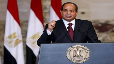 السيسى: أشقاءنا ساعدونا وكانوا يرسلون احتياجات المصريين لمدة عام ونصف ولولاهم لما تحملنا