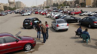 بعد إعلان محافظ القاهرة عن نقله.. تعرف على مكان سوق السيارات الجديد