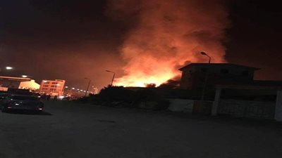 حريق هائل فى مصنع كارتون بالمنطقة الصناعية لدمياط الجديدة
