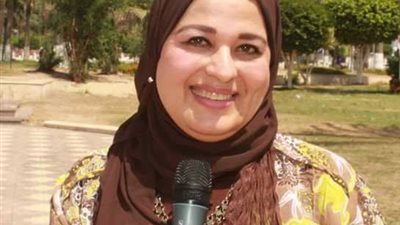 10 معلومات عن مذيعة فيديو تهريب البضائع ببورسعيد.. “ما اشتغلتش فى الاستثمار وفضلت الإعلام” (صور)