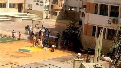 مدرسة نرمين إسماعيل “مصر 2000” تذبح الأضاحي داخل الفناء بالمخالفة للقانون (صور)