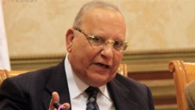 محامي يتقدم ببلاغ لوزير العدل ضد الخبراء بالوزارة (مستندات)