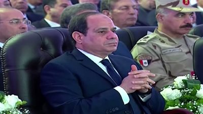 السيسي لوزير النقل: “عوضوا الناس اللي تم نزع ملكية أراضيهم”