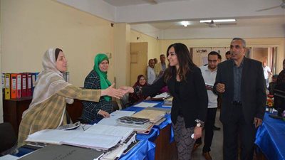 جولات تفقدية وتوجيهات سريعة.. أولى نشاطات نهال بلبع “بنت البرنامج الرئاسى” فى البحيرة