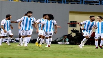 رسميًا.. بيراميدز يخاطب اتحاد الكرة لاستقدام حكام أجانب أمام الزمالك