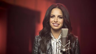 من شخص لم تسمه.. آمال ماهر تكشف تفاصيل الحرب التي تتعرض لها هي وأسرتها