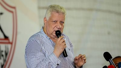 منصور لـ”سكرتير الكاف”: “ورحمة امى ما سايبك لو اتحاد الجن الأزرق مش الإفريقى” (فيديو)