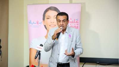 أسامة منير يستقبل السيدة رقم 60 ألف بمستشفى بهية