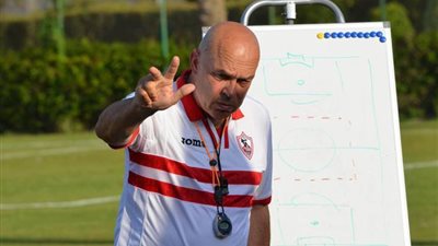 جروس يضع برنامج خاص لتجهيز مهاجم الزمالك