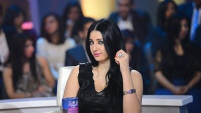 صافيناز تثير الجدل بصورة عبر حسابها على “انستجرام”  (صورة)