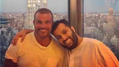 تركي آل شيخ يكشف كلمات أغنية عمرو دياب الجديدة