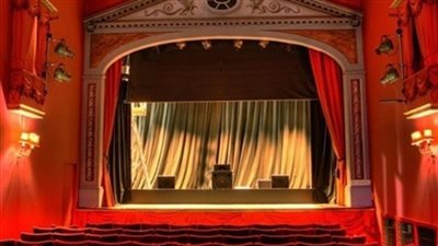 تعرف على برنامج عروض البيت الفني للمسرح اليوم