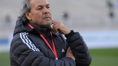 رابح ماجر: اتفق مع قرار اعتبار لاعبي شمال إفريقيا محليين (فيديو)