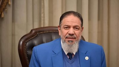 ترحيل المحامي منتصر الزيات استعدادًا لسجنه