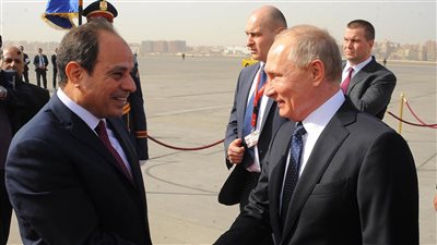 السيسي يلتقي رئيس الوزراء الروسي بعد قليل