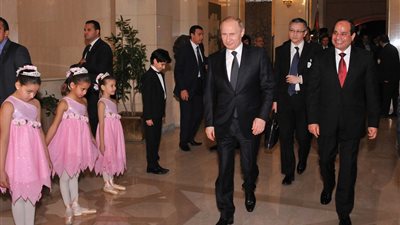 تعرف على أبرز رسائل السيسي في روسيا؟