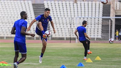 محمد شريف: أفريقيا هدفنا..والدوري صعب لكن الأهلي قادر (فيديو)