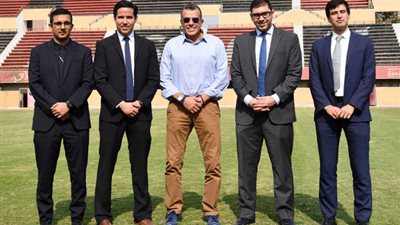 أول تعليق من مسئول “كاف” عن زيارته للأهلي