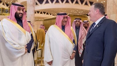 وزير الخارجية الأمريكي لولي العهد السعودي: “مستقبلك كملك على المحك”