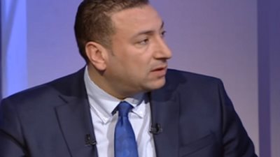 نقيب الصيادلة عن البيان الأخير: “الصفحة مسروقة من أعضاء بالمجلس”