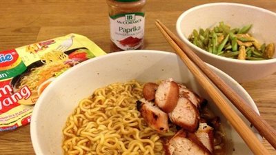 وفاة شاب بسرطان المعدة اعتاد على تناول مكرونة الأندومي يوميًا