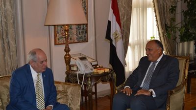 وزير الخارجية يستقبل نائب وزير خارجية اليونان (صور)